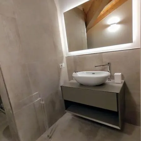 Casa Larius * Como
