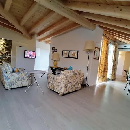 Casa Larius Como