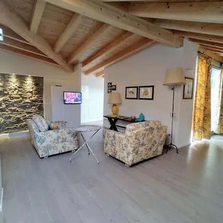 Apartament Casa Larius *