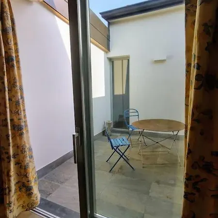 Apartament Casa Larius *